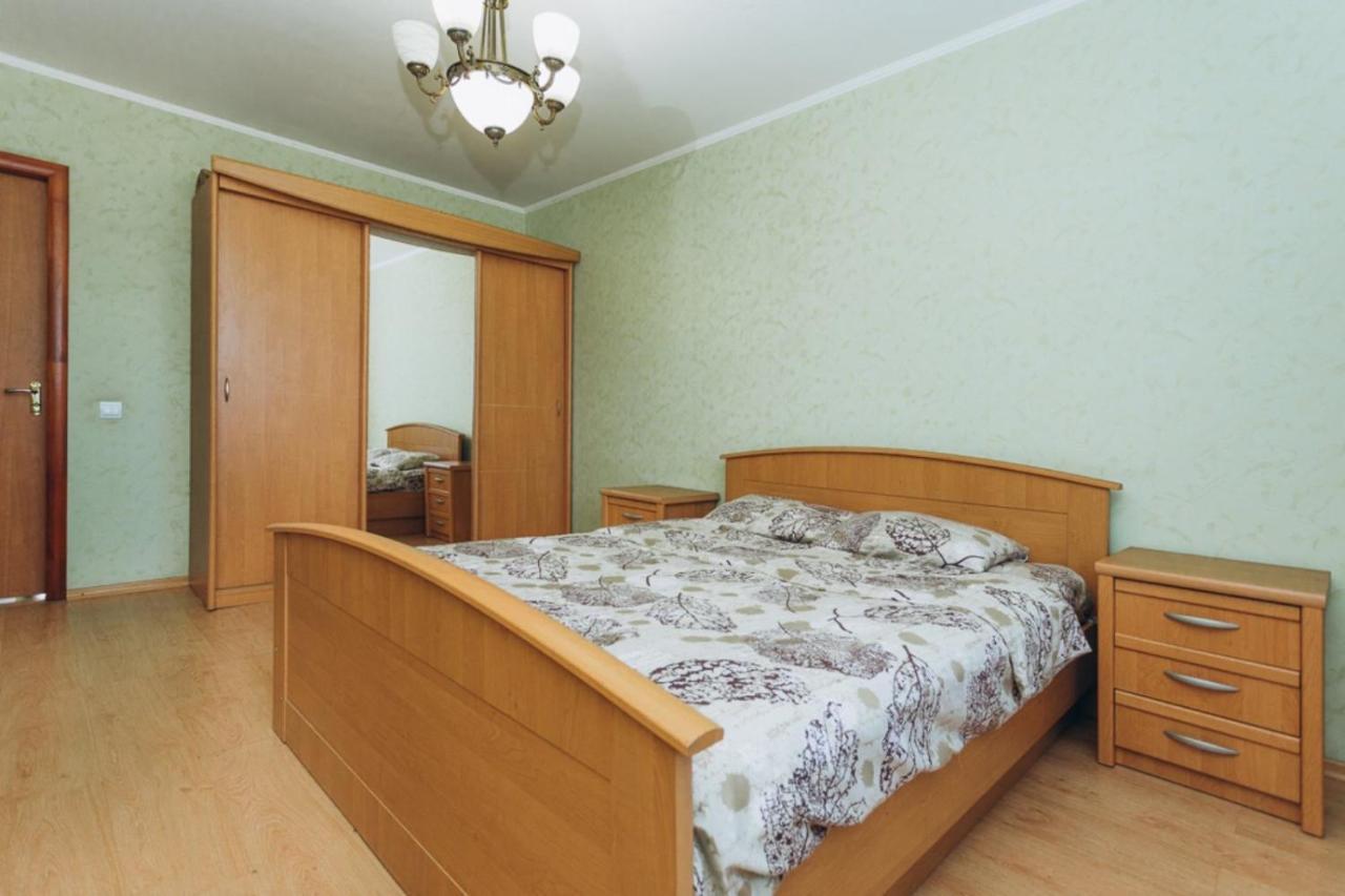 Apartment In The Center Сумы Экстерьер фото